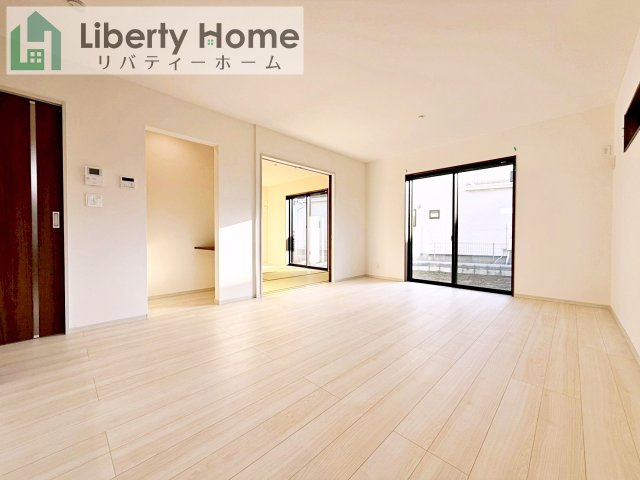 坂東市沓掛23-P1　19号棟　新築戸建の居間・リビング