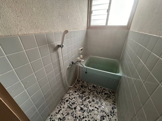 東垂水３丁目戸建の浴室