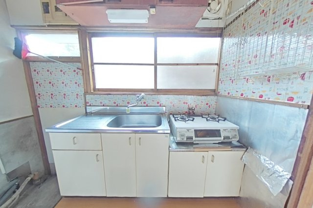 ６４２０２　各務原市各務おがせ町中古戸建てのキッチン
