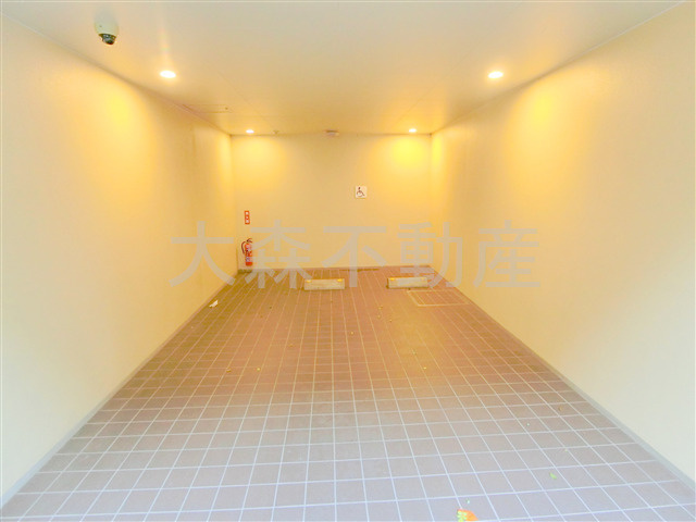 アーバネックス大森の駐車場|敷地内平置き駐車場　空き状況等詳細はお問合せください。