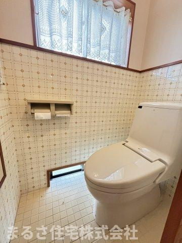 城ケ崎4丁目　中古戸建のトイレ