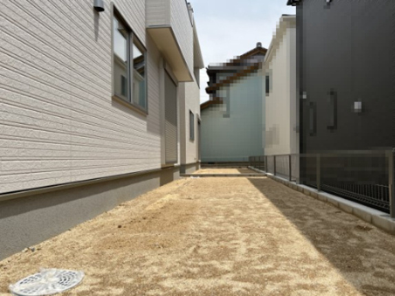 高浜市青木町9丁目　全9棟　2号棟の庭|ガーデニングが楽しめる専用庭付きです！