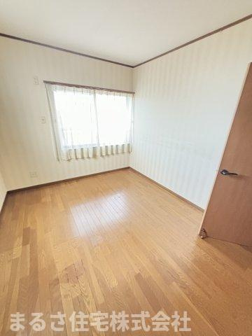 大塚町祝子前　中古戸建の洋室