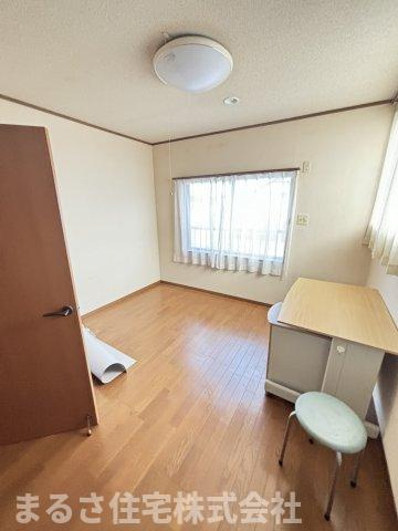 大塚町祝子前　中古戸建の子供部屋