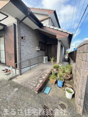 大塚町祝子前　中古戸建の前面道路含む現地写真