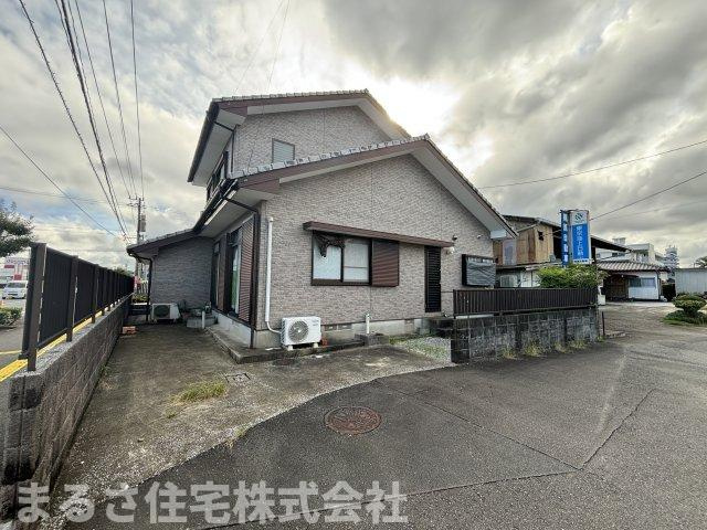 大塚町祝子前　中古戸建の前面道路含む現地写真
