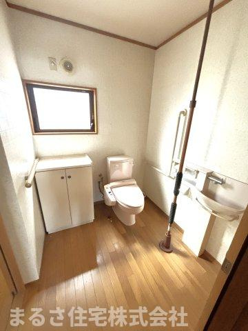 大塚町祝子前　中古戸建のトイレ
