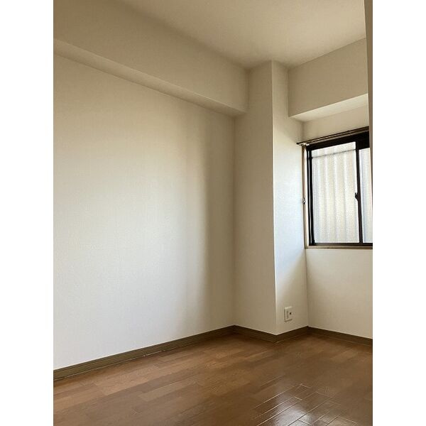 ロイヤルシャトー手柄南の居間・リビング