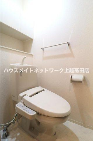 セーフハウスのトイレ|温水洗浄暖房便座