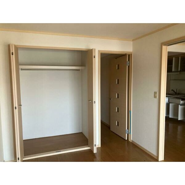 メゾン・ウィステリアのその他