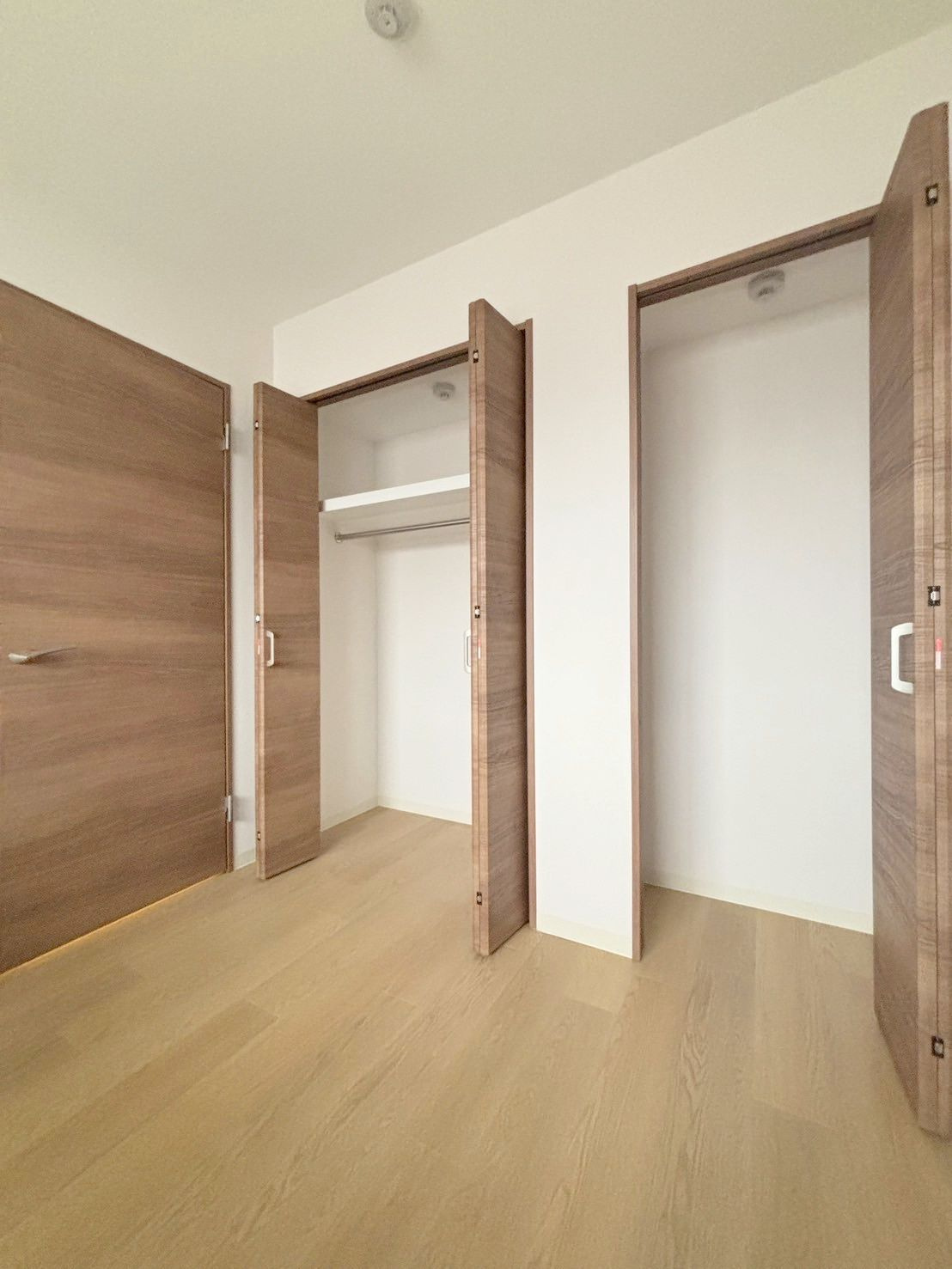 「防音マンション」Ｌｉｂｅｒｔｅ沼袋の収納|たっぷりとした収納スペースです