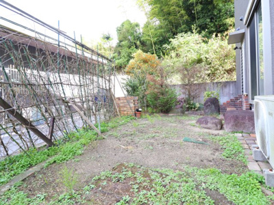 【庭】 | 岡崎市箱柳町字東ノ元　戸建 | BBQも出来るお庭です。