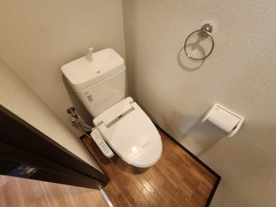 フェイバル二条のトイレ