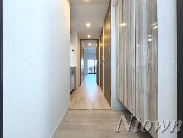 【玄関】 | S-RESIDENCE鶴舞Ⅱ | ゆったりとした玄関です
