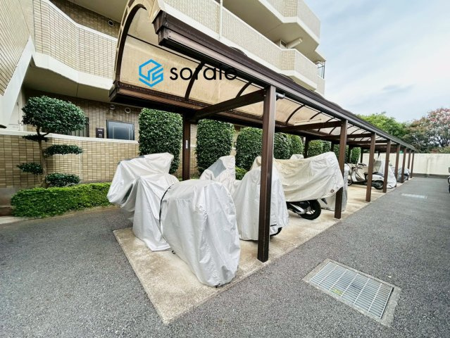 コスモ狭山富士見の駐車場|10/10撮影