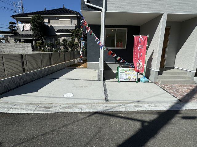 三郷市谷口新築戸建（谷口３期）の駐車場|駐車スペース・並列２台駐車可