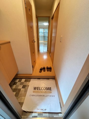 メゾン テラの玄関