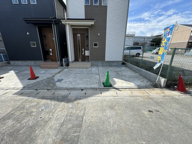 市川市南大野1丁目新築戸建【大野小学校：5分】の駐車場|1号棟駐車スペース