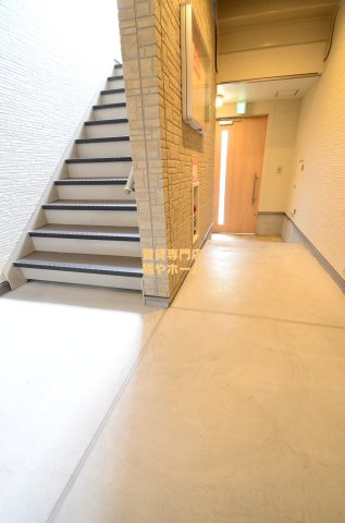 フジパレス我孫子前Ⅵ番館のロビー|毎日通るロビーはこのようになっています