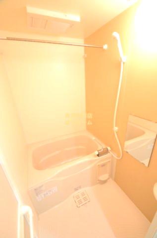 フジパレス我孫子前Ⅵ番館の浴室|きれいなお風呂です