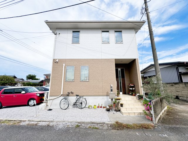 伊勢崎市上諏訪町　中古住宅の外観