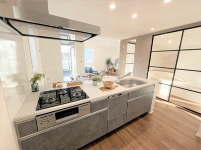 【キッチン】 | 【仲介手数料２４０万円が無料！】■上石神井駅まで１０分■光サンサンのデザインハウス