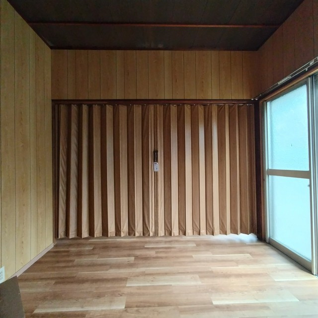 杉山住宅(黒野南)のその他|アコーディオンドア付き