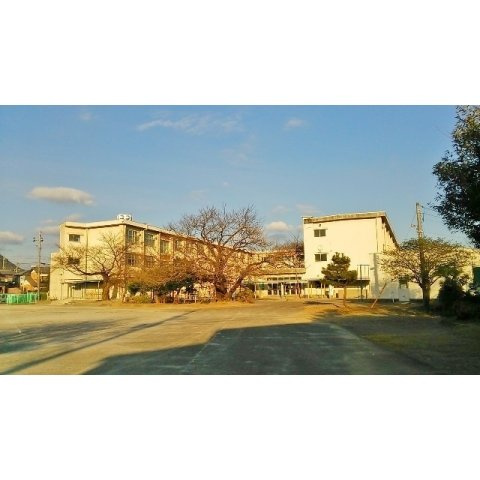 杉山住宅(黒野南)の周辺|岐北中学校