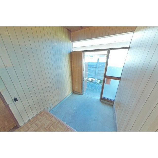 杉山住宅(黒野南)の玄関|玄関　シューズボックスなし