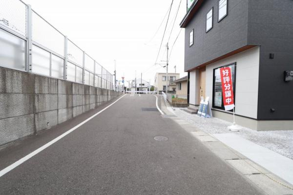 宮崎市吾妻町２　新築戸建の前面道路含む現地写真|【前面道路】
西側公道5.5ｍ