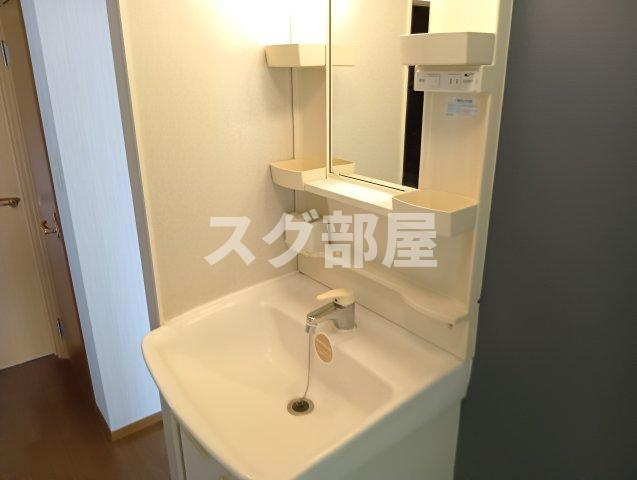 ピュアライフ　C棟の洗面所