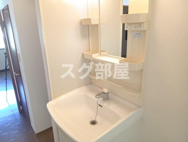 ピュアライフ　B棟の洗面所