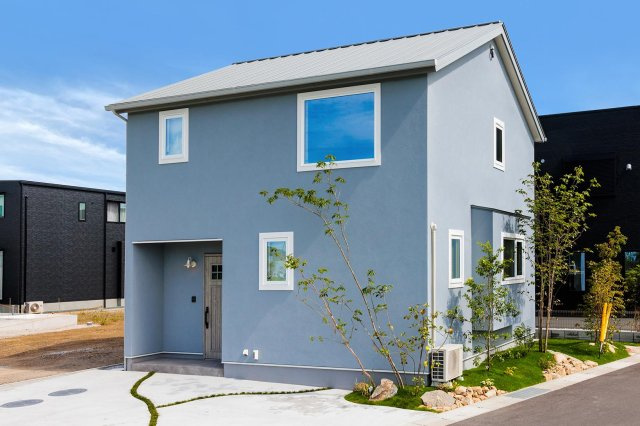 南国市大そね甲　中古戸建（未入居物件）　の外観