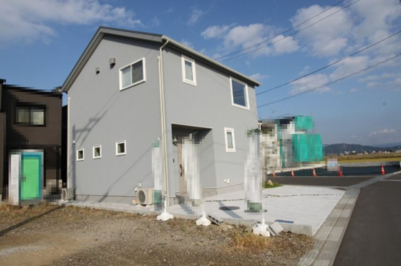 南国市大そね甲　中古戸建（未入居物件）　の外観
