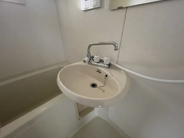 日々の疲れを癒すお風呂付です