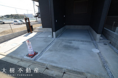 【駐車場】 | 海老名市杉久保南3丁目　新築戸建て　全７棟【仲介手数料無料】