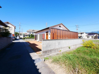 【外観】 | しっかりと整備されたご住宅です。