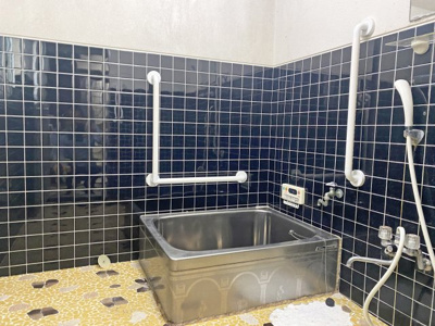 【浴室】 | 鈴鹿市神戸８丁目　店舗付住宅