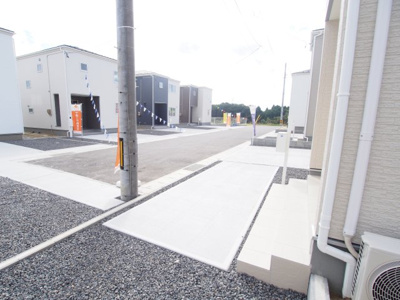 【前面道路含む現地写真】 | Livele Garden.S　本宮仁井田第４　６号棟