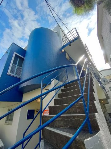 ハイツピアレスの外観