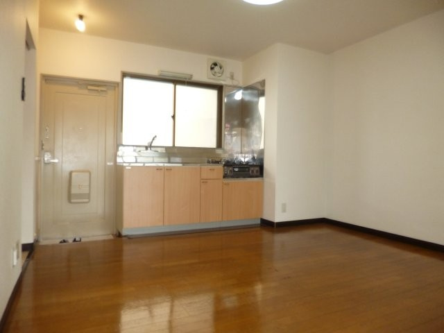 えきまえマンションの内装|ダイニングキッチン