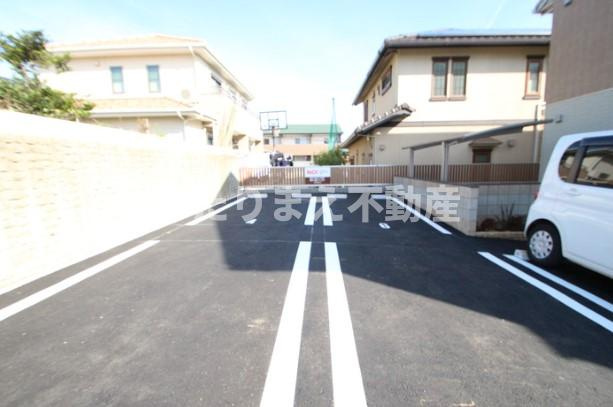 D-room三苫　弐番館の駐車場