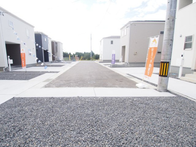 【駐車場】 | Livele Garden.S　本宮仁井田第４　７号棟