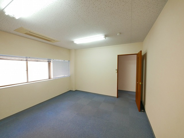 松村ビルのその他