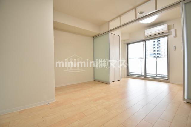 ルネフラッツ玉造本町の居間・リビング