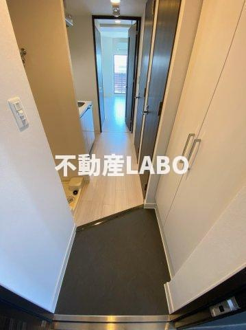 プレデコート北田辺の玄関