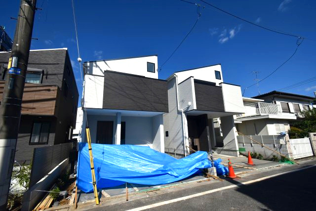 西荻北1丁目・新築戸建の前面道路含む現地写真