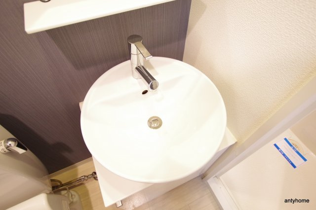 エスリード京橋ノースプレイス　仲介手数料無料の洗面所