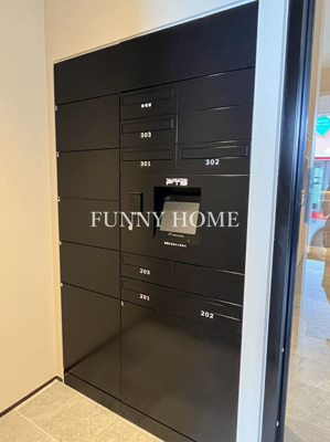 【その他共用部分】 | Precia自由が丘 | 不在時も安心♪受け取りに便利な宅配ボックス♪