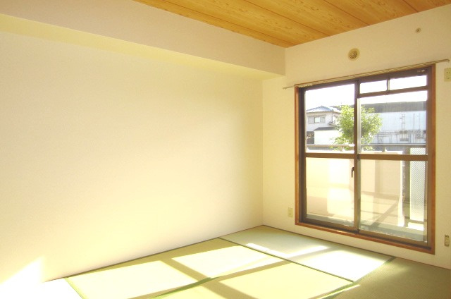 【寝室】 | サニーコート中町